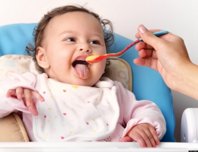 De la lactancia a los alimentos sólidos